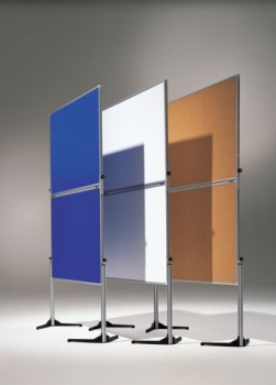 Moderationswand 120 x 150 cm weiß kartoniert, geteilt